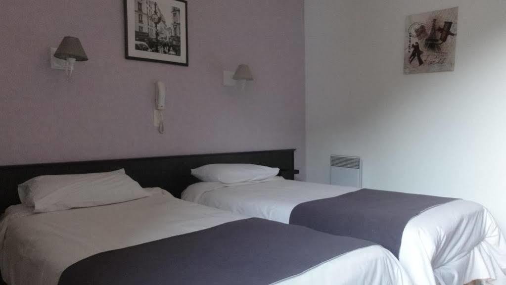 Hotel Des Pays Bas ลูร์ด ภายนอก รูปภาพ